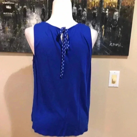ELLE Royal Blue Pleated Neckline with Tie Back Sleeveless Mixed Media Top-M - Picture 3 of 4